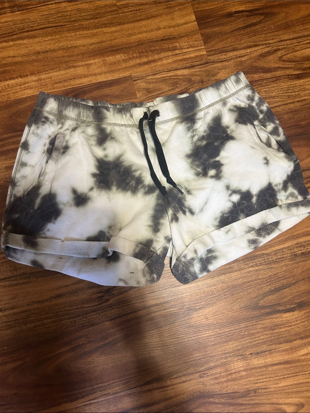 PINK Victoria's Secret Black & White Tie-Dye Lounge Shorts